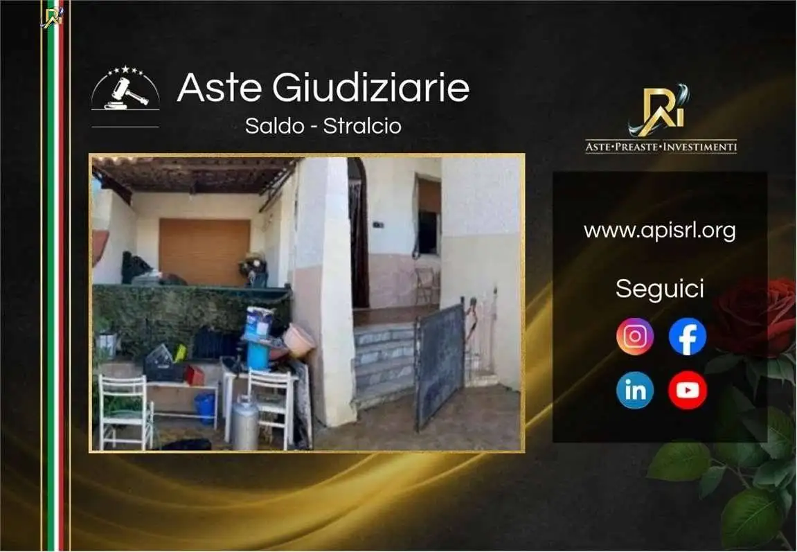 Casa indipendente in vendita a Castel Volturno