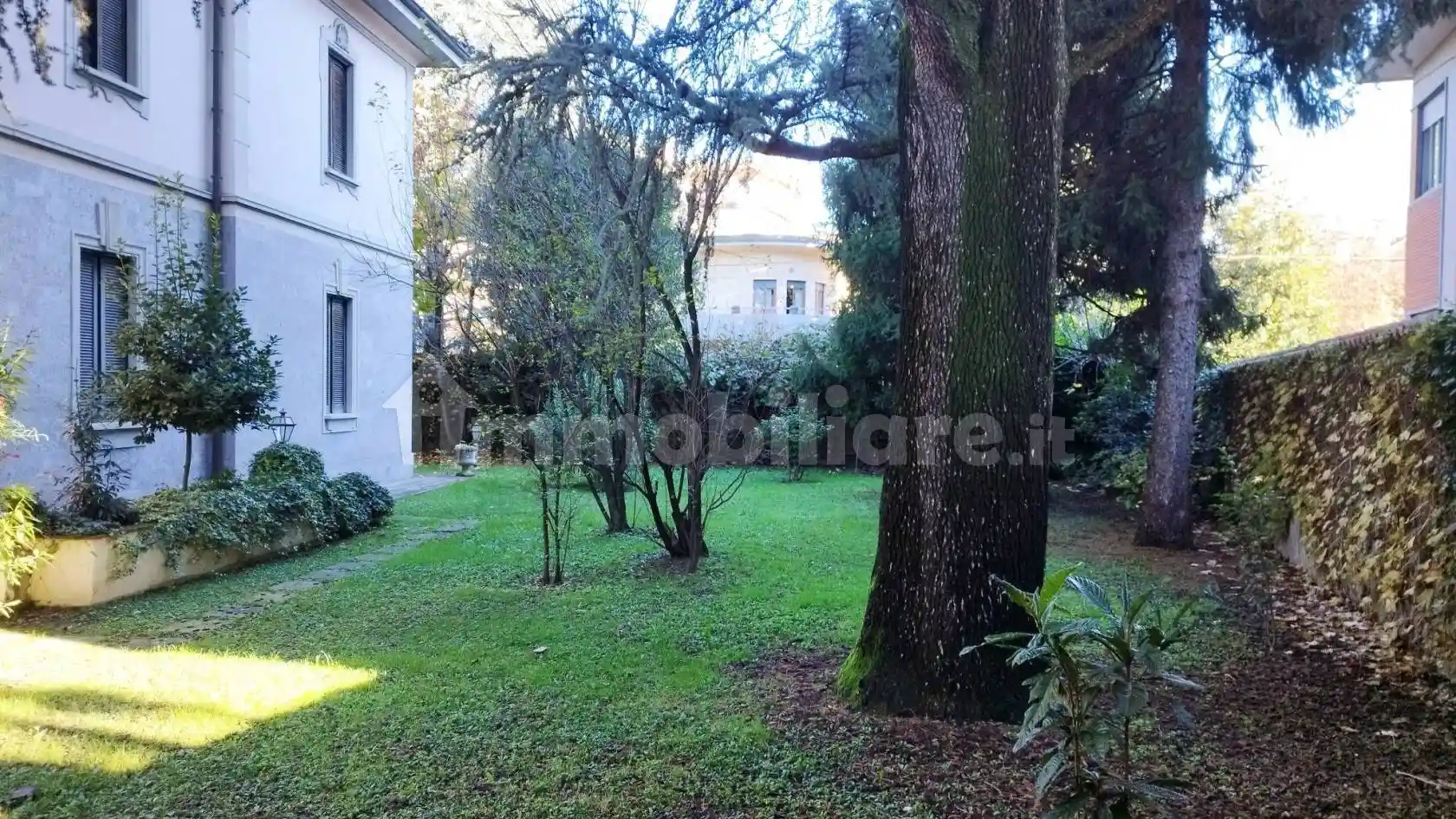 Villa unifamiliare, buono stato, 678 m², Grazie Vecchie - Boschetti Reali, Monza - foto 3