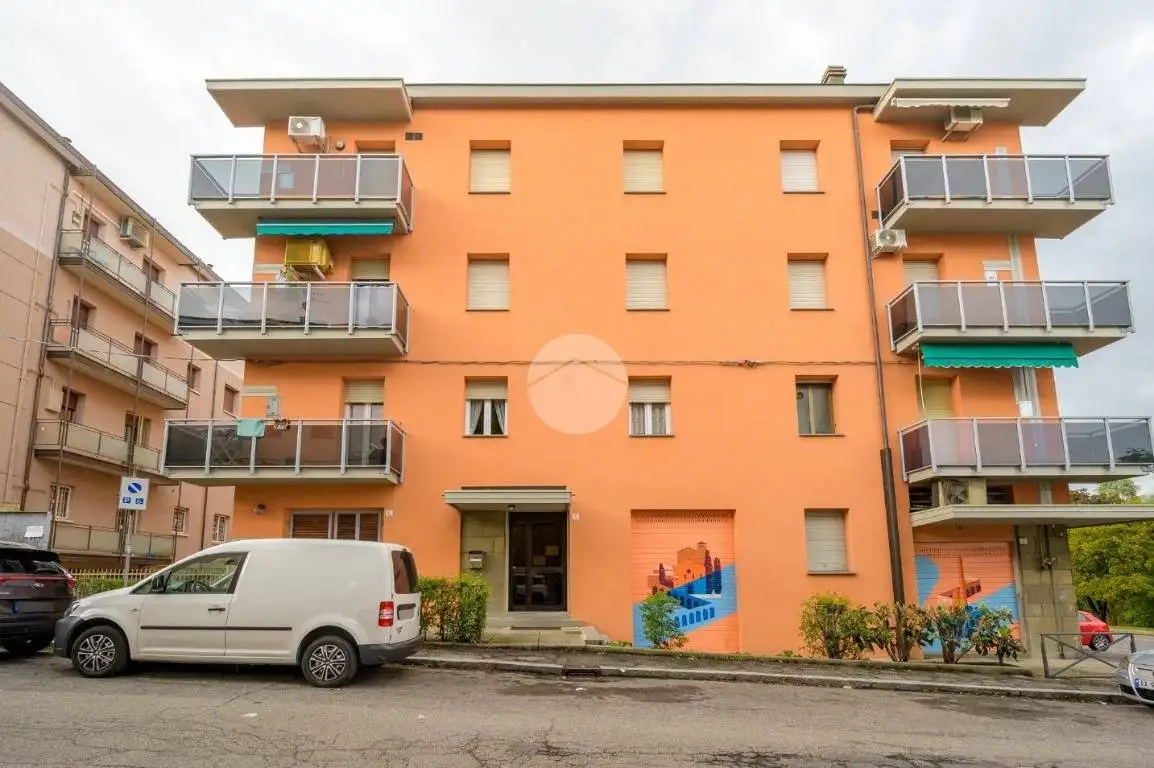 Appartamento in vendita a Casalecchio di Reno