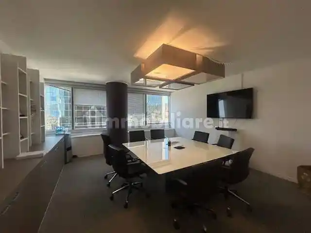 Palazzo - Edificio in Affitto - foto 5