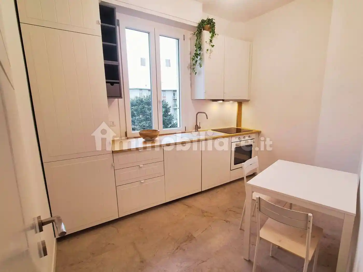 Trilocale via Pietro Ogliari 6, Chiesa Rossa, Milano - foto 2