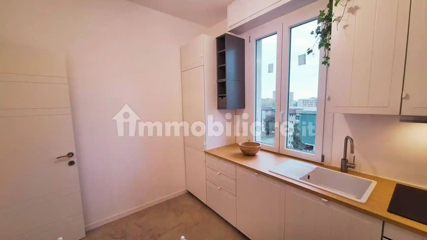 Trilocale via Pietro Ogliari 6, Chiesa Rossa, Milano - foto 3