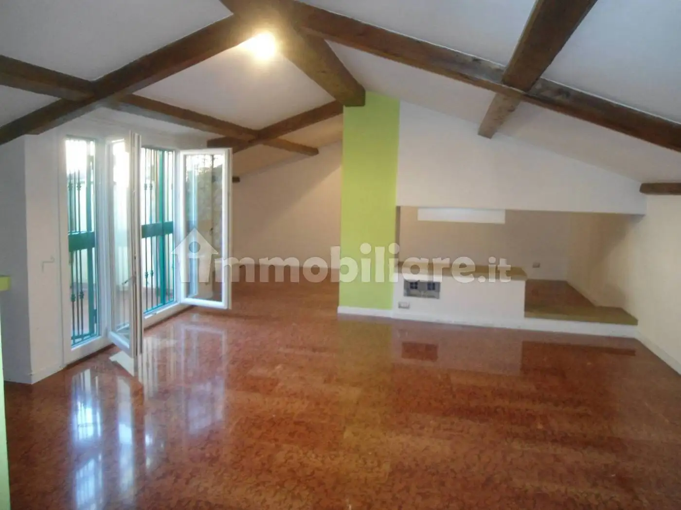 Attico - Mansarda in affitto a Bologna