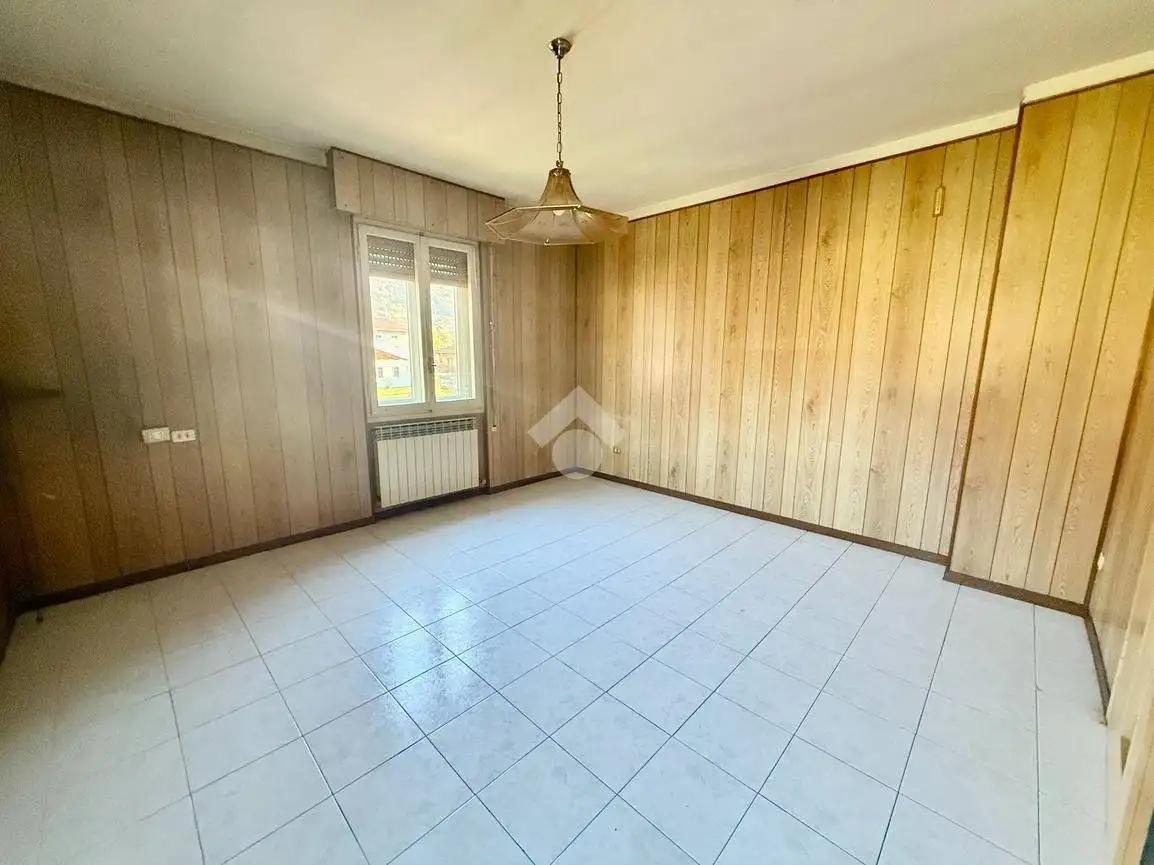 Bilocale via G. Carducci 24, Centro, Artogne - foto 2