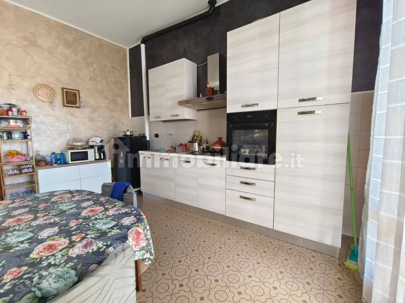 Appartamento via Giuseppe Mazzini 7, Centro, Casaleone - foto 3