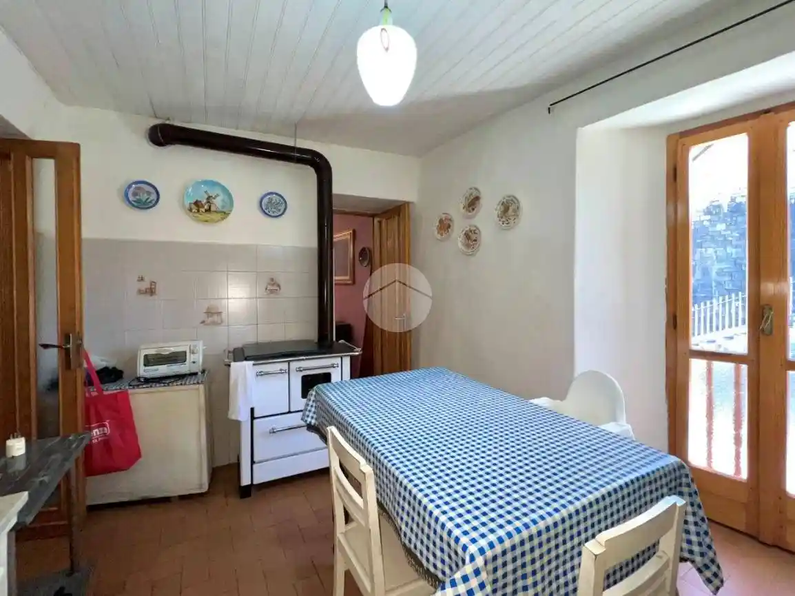 Quadrilocale piazza Luigi Cibrario 1, Centro, Viù - foto 5