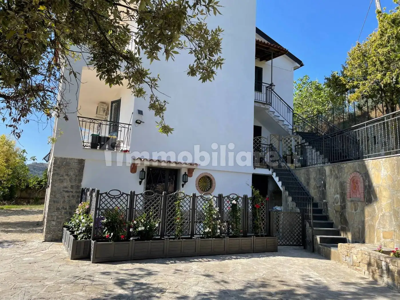 Palazzo - Edificio in vendita a Pollica