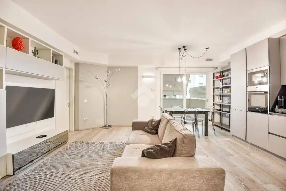 Appartamento in vendita a Massa