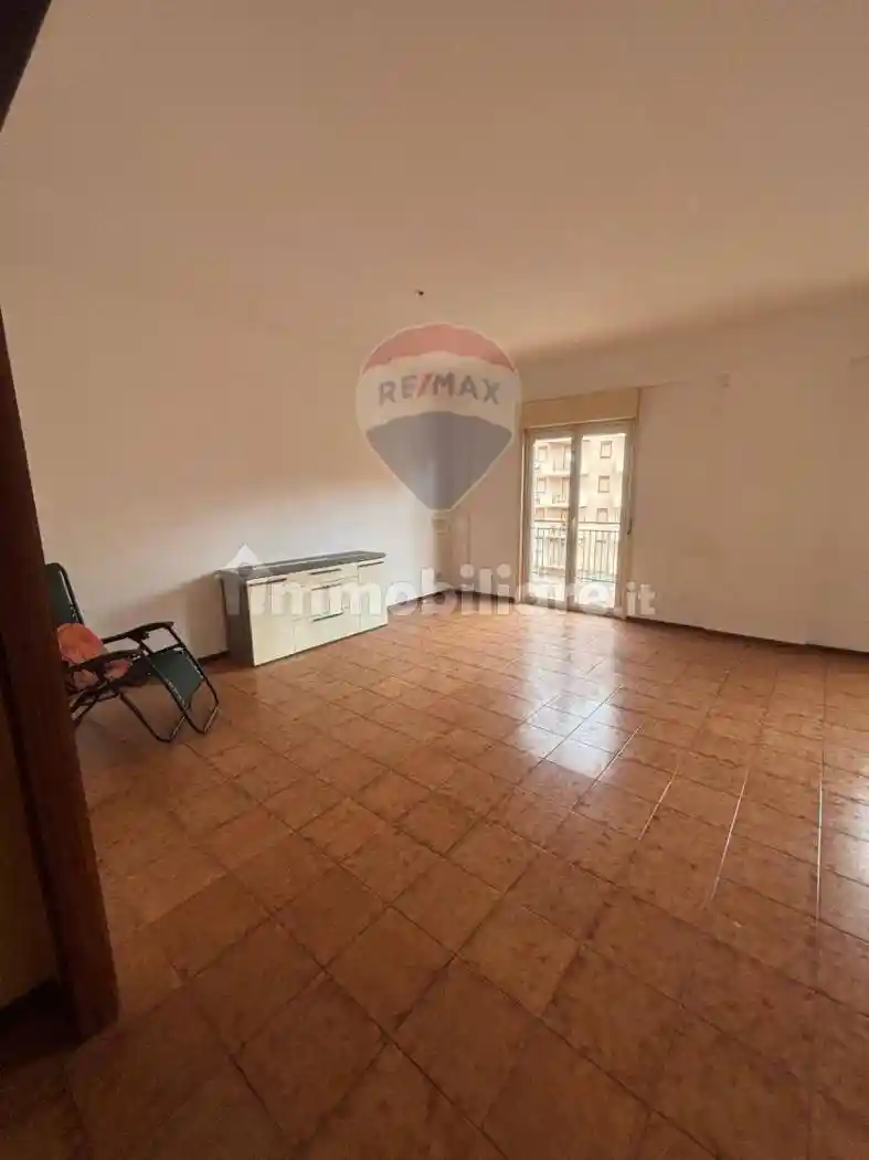 Quadrilocale via Olindo Guerrini 28, Tommaso Natale, Palermo - foto 3