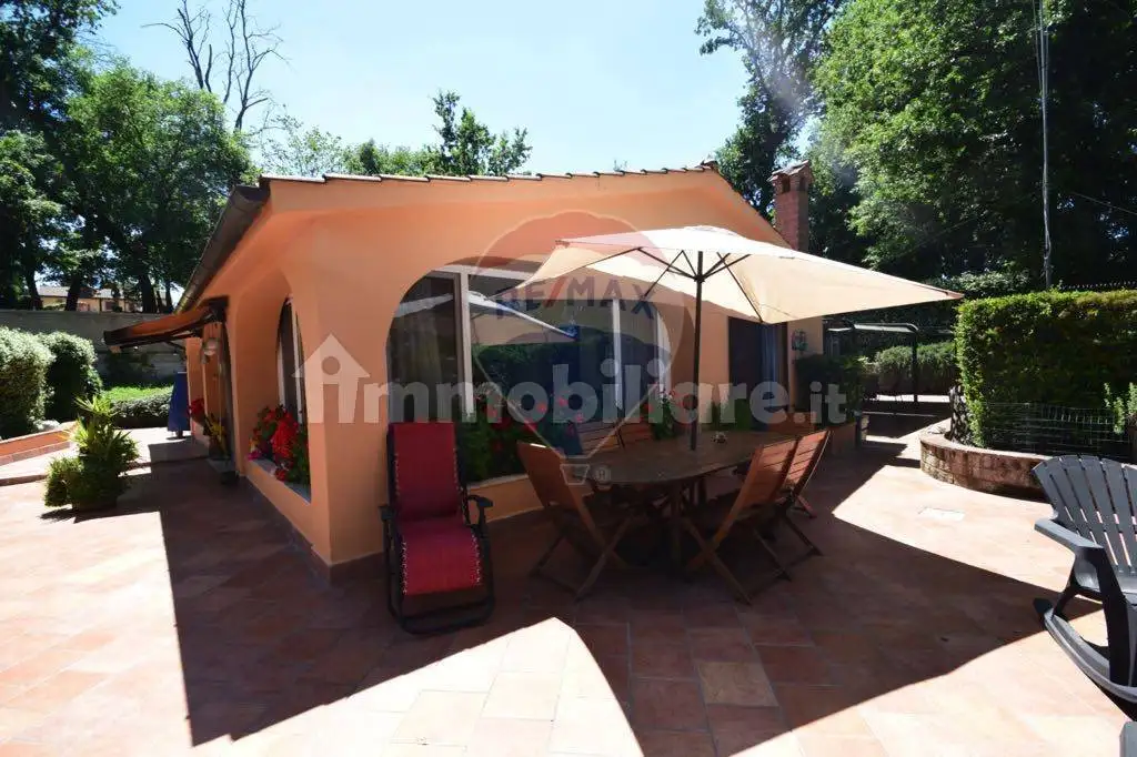 Villa in vendita a Roma