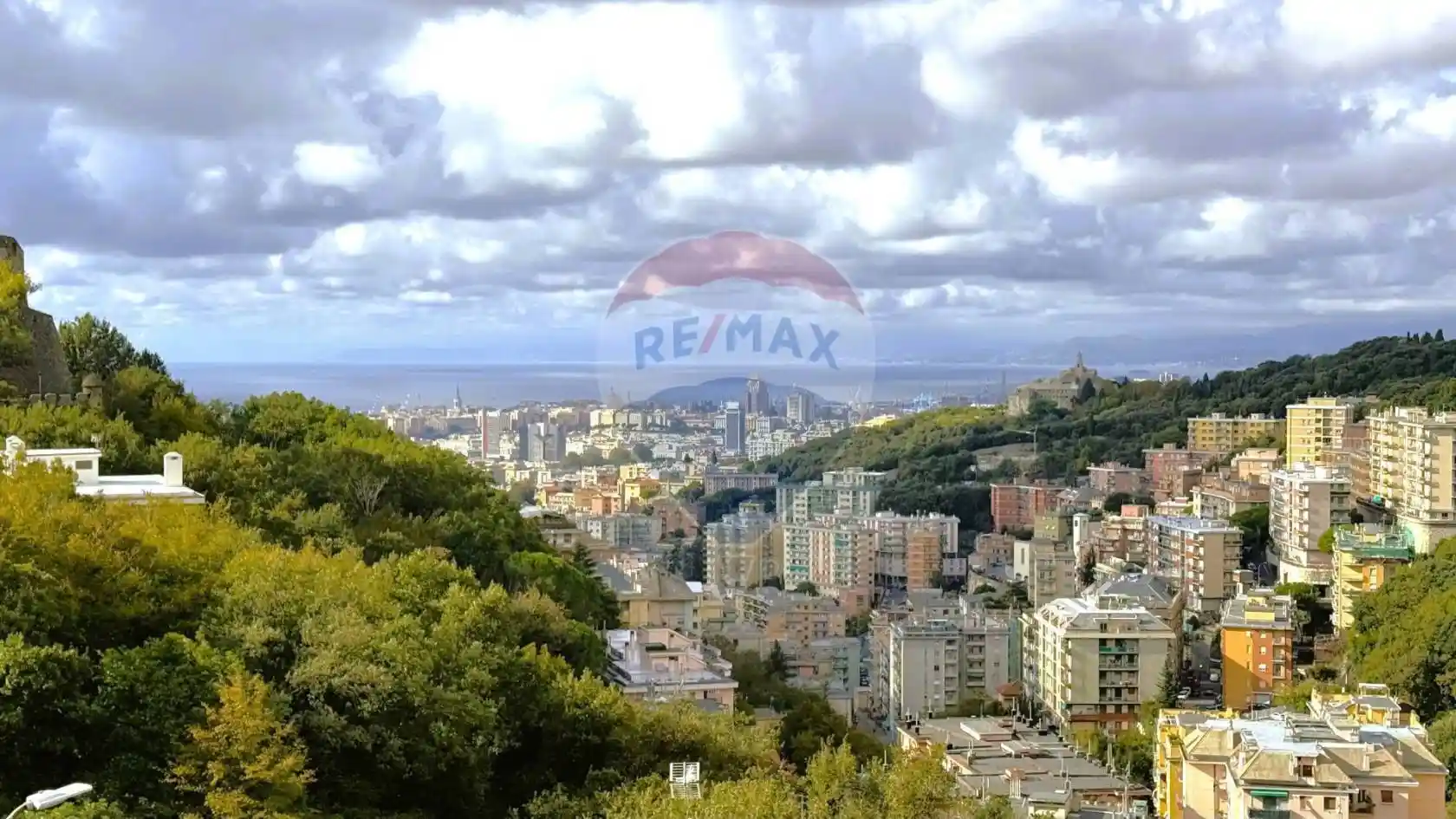 Appartamento in vendita a Genova