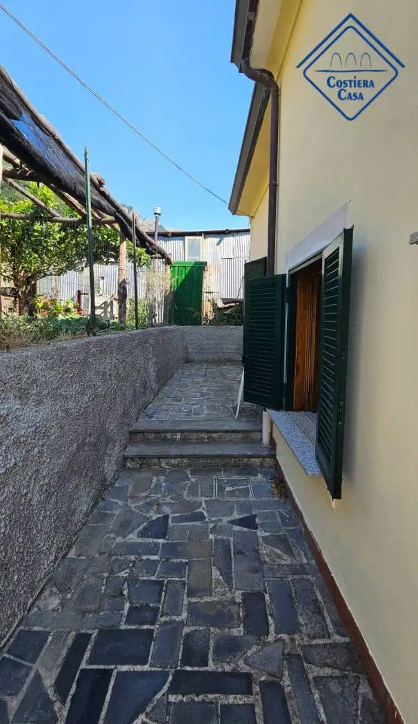 Appartamento in vendita a Tramonti