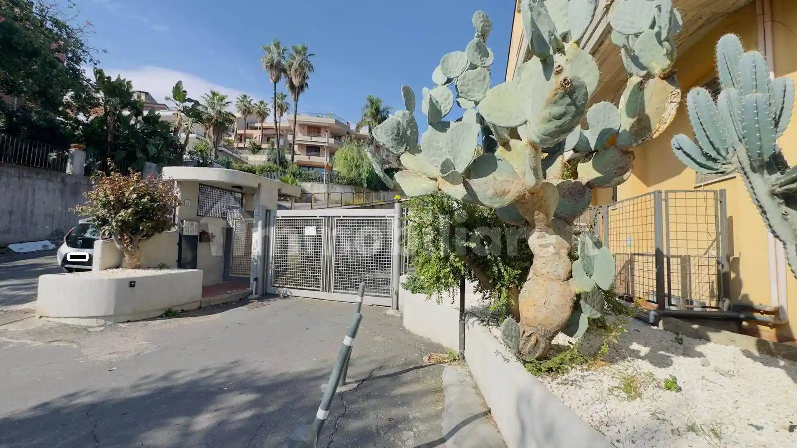 Appartamento in vendita a Aci Catena