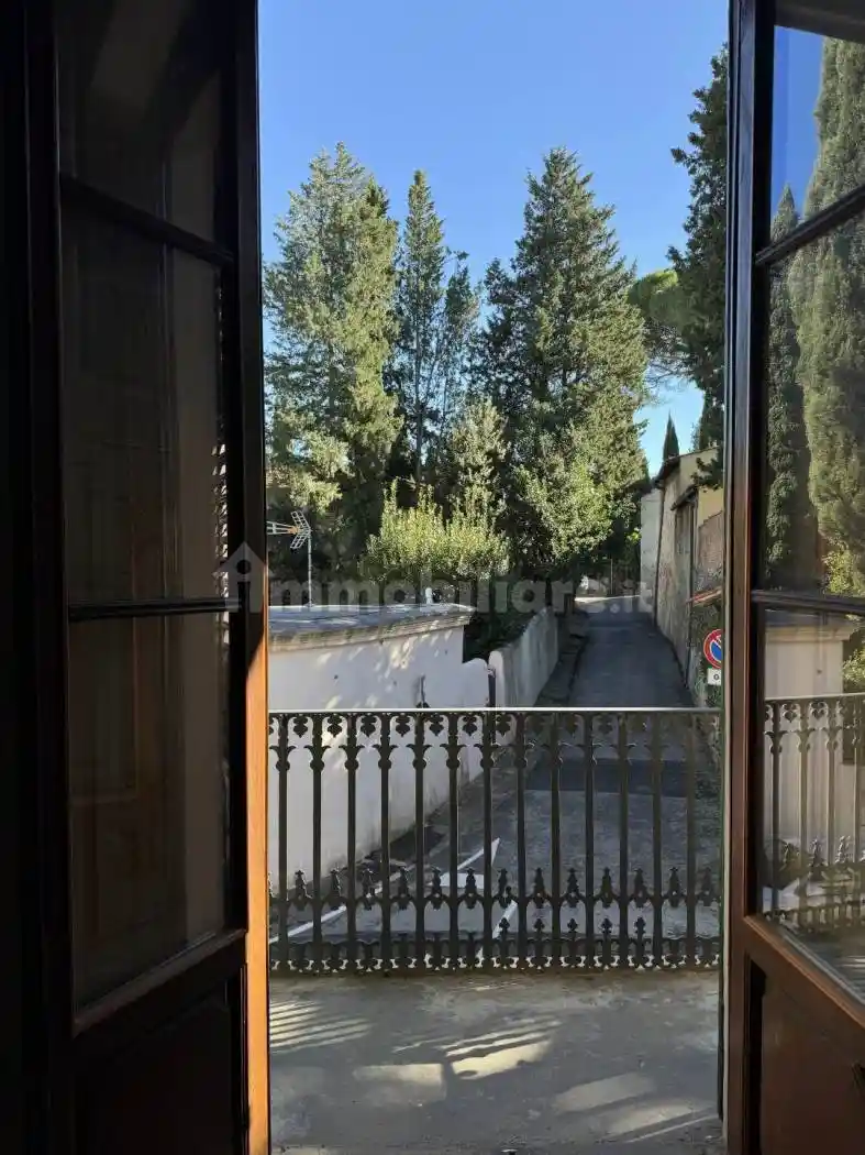 Casa indipendente in vendita a Firenze