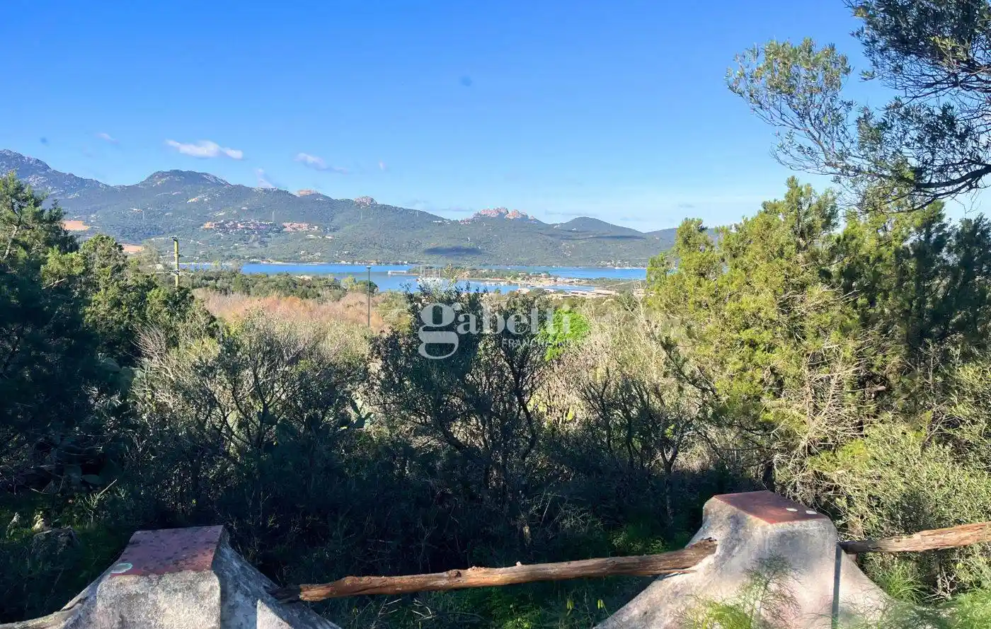 Villa in vendita a Olbia