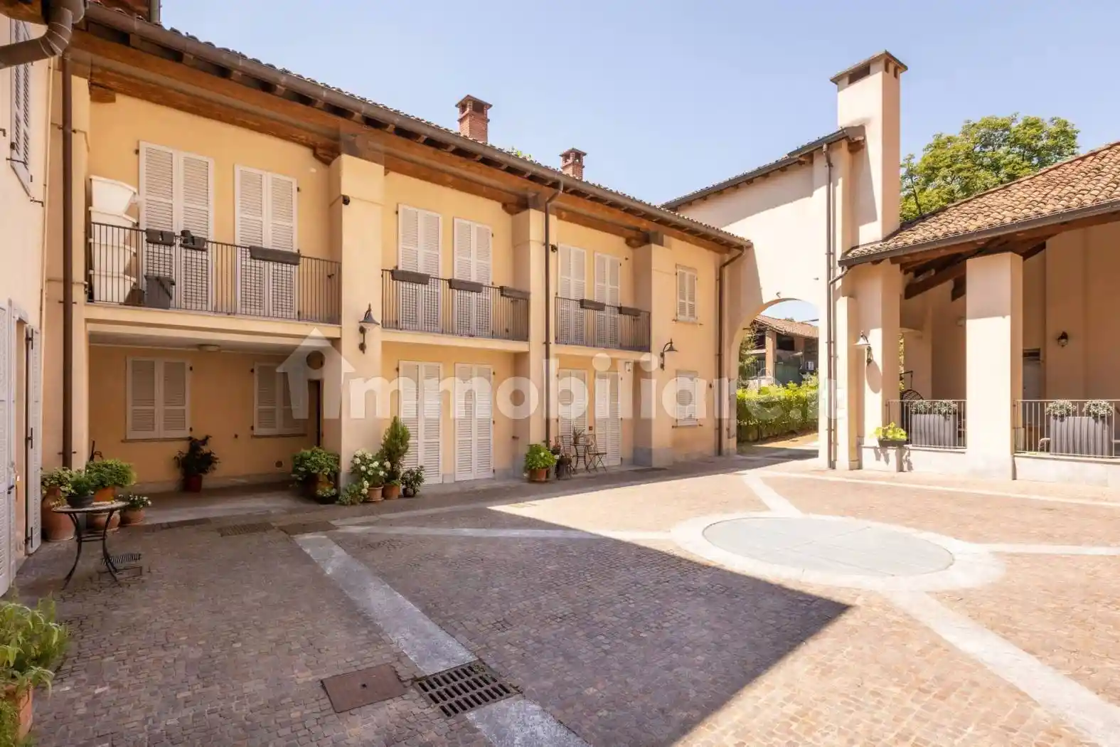 Monolocale via Giacomo Matteotti 35, Centro, Robecco sul Naviglio - foto 2