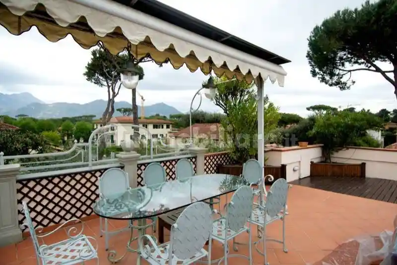 Attico ottimo stato, 200 m², Centro, Forte dei Marmi - foto 4