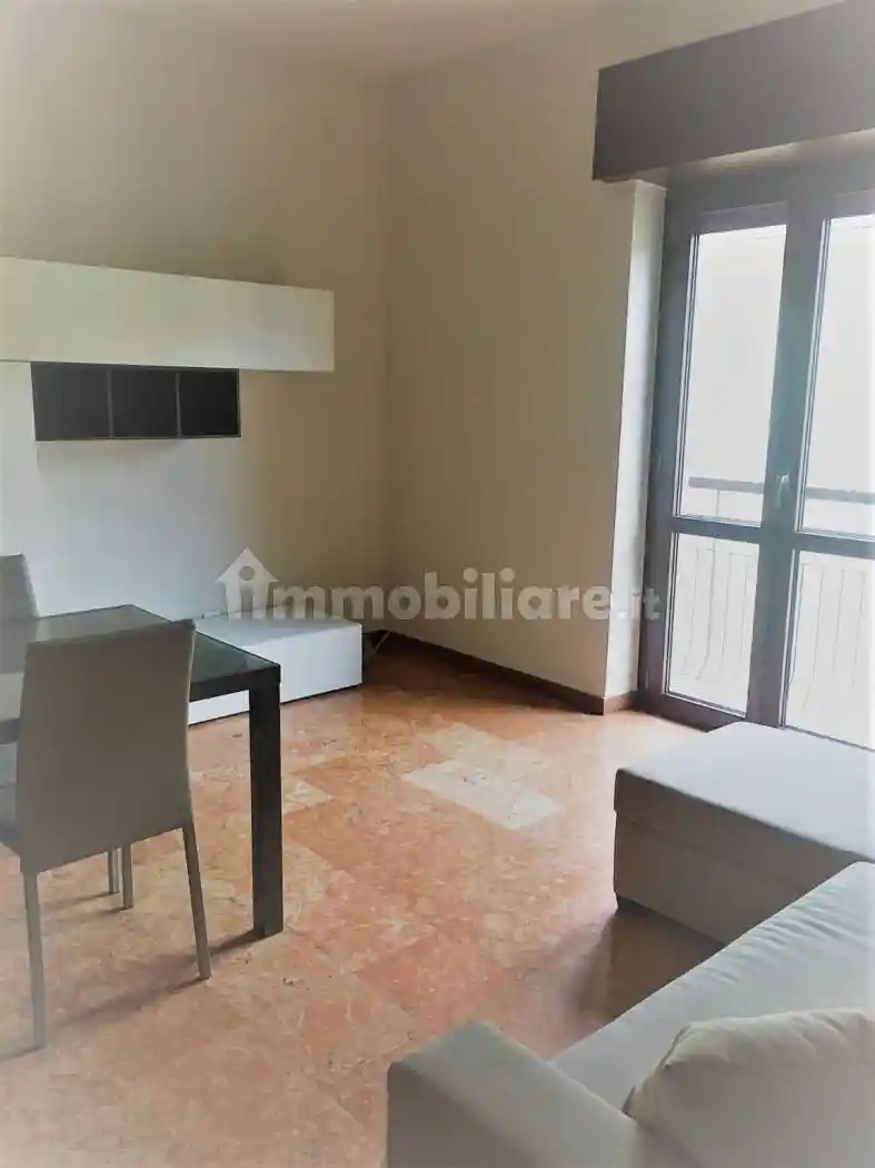 Bilocale ottimo stato, quinto piano, Pubblico Passeggio, Piacenza - foto 2