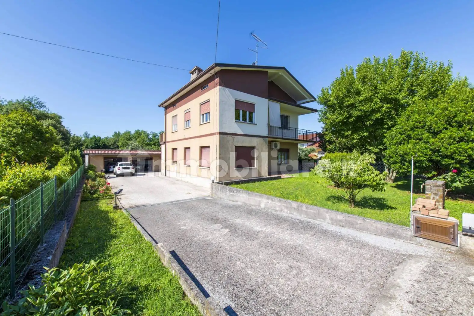 Appartamento in vendita a Capriva del Friuli