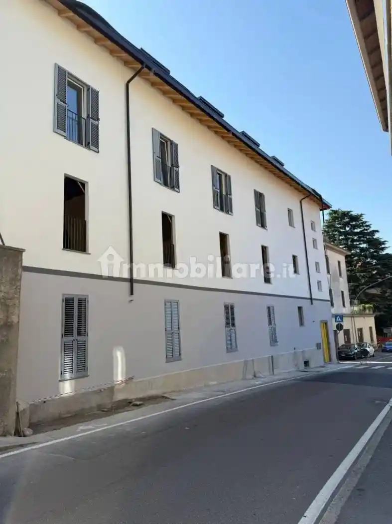 Quadrilocale via Col di Lana 38, Castello, Lecco - foto 2