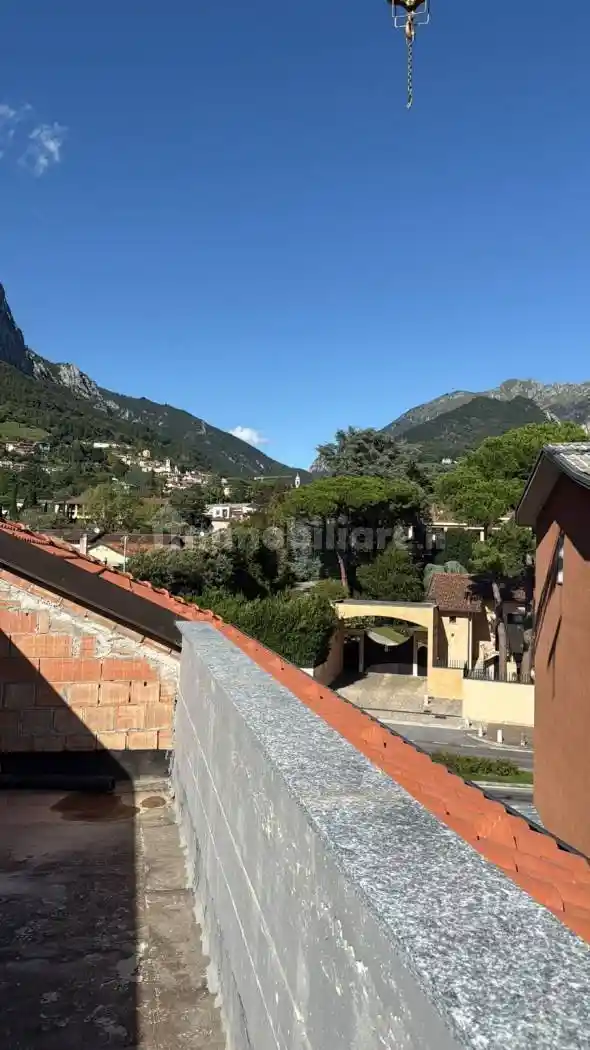 Quadrilocale via Col di Lana 38, Castello, Lecco - foto 5