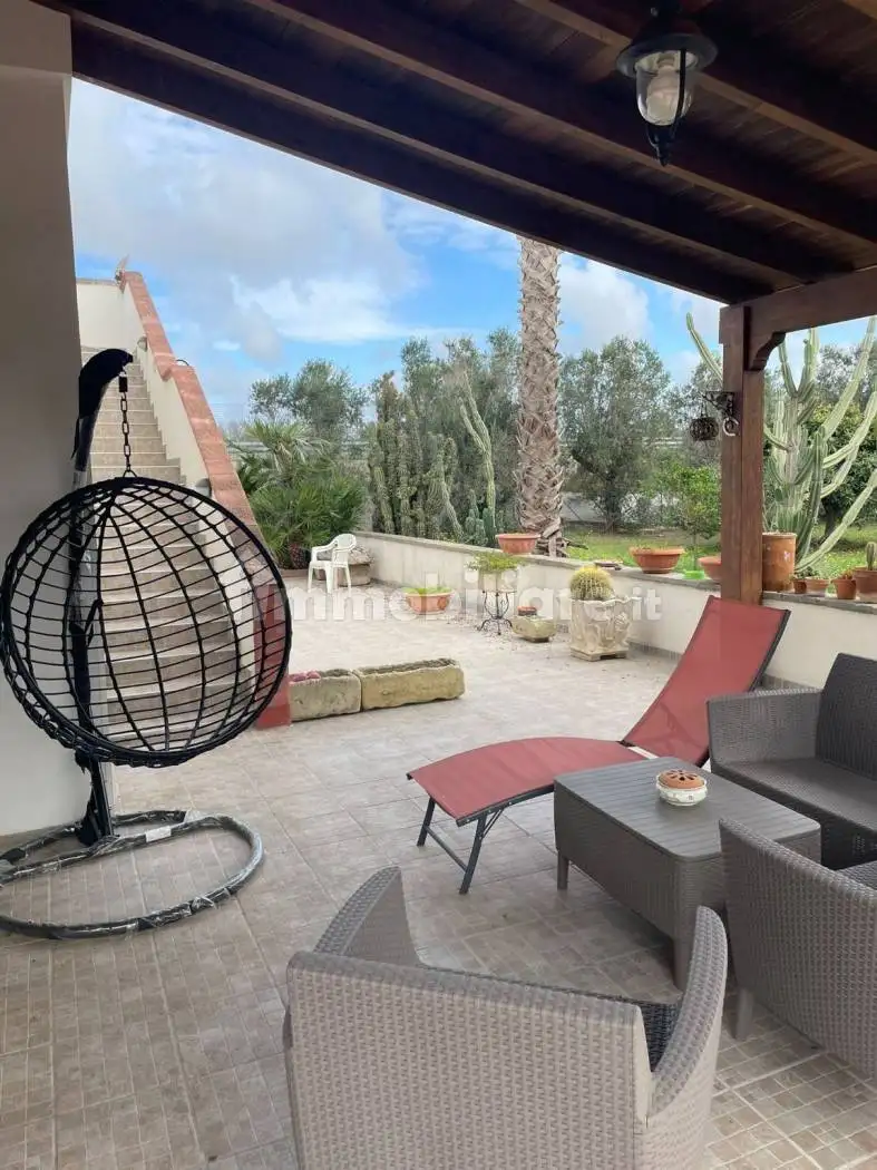 Villa in vendita a Vernole