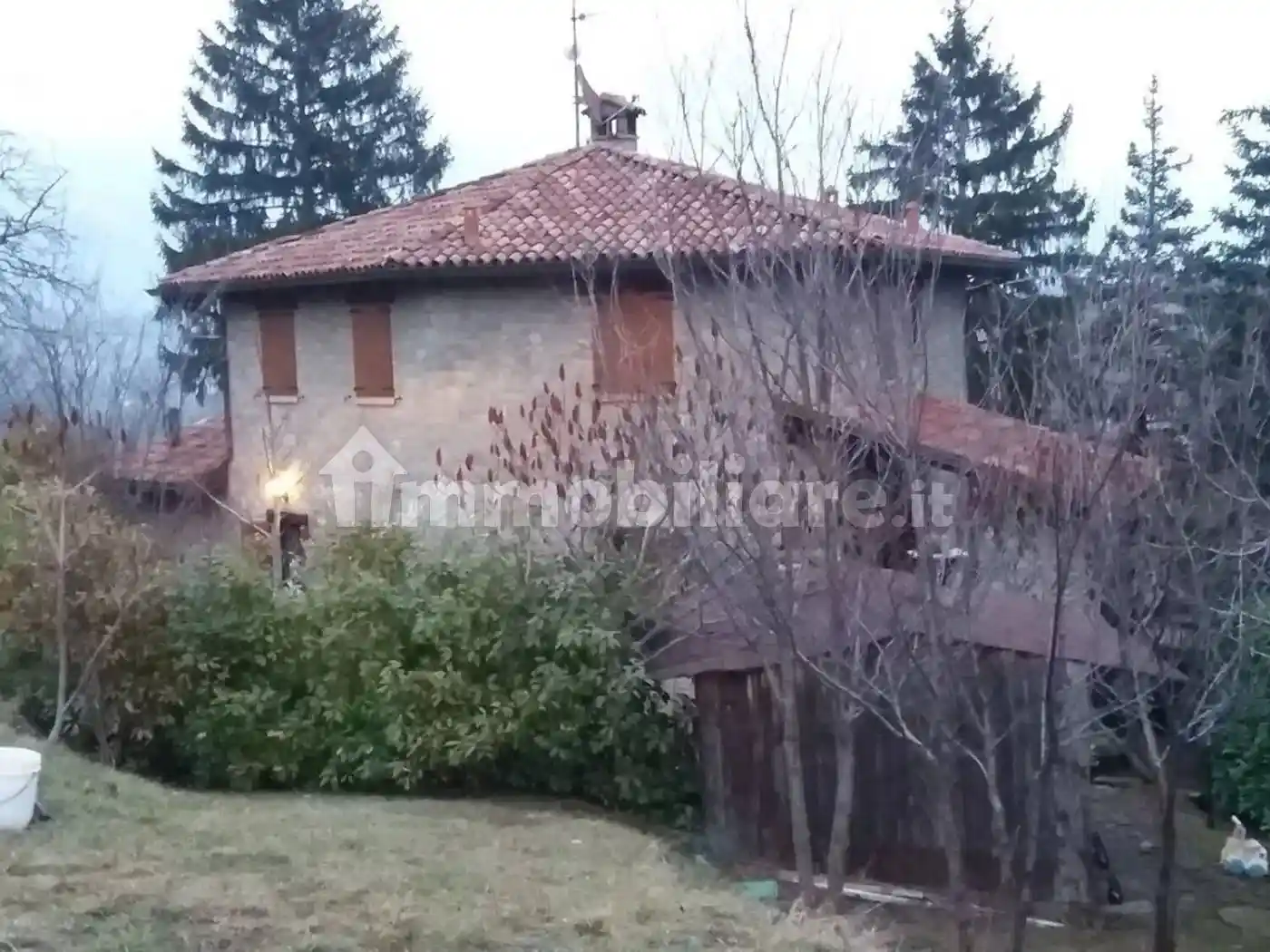 Villa in vendita a Serramazzoni