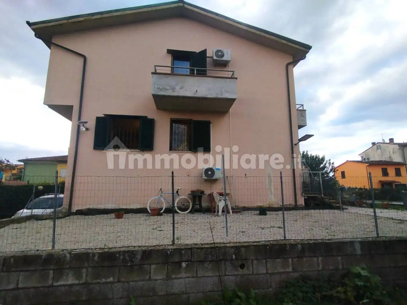 Casa indipendente in vendita a Lucca