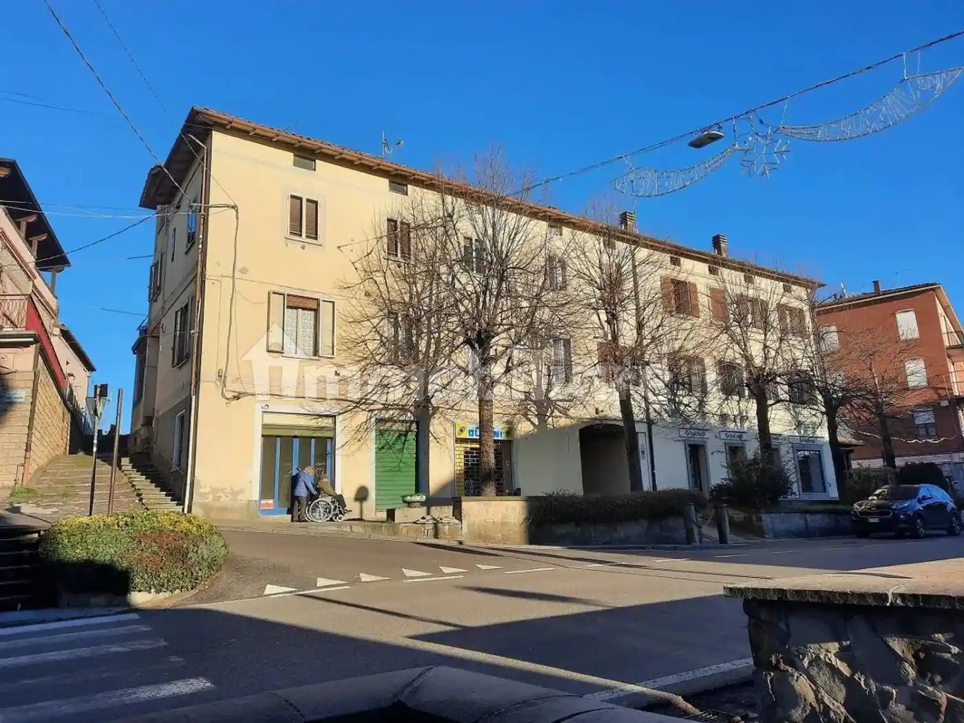 Villa in vendita a Serramazzoni