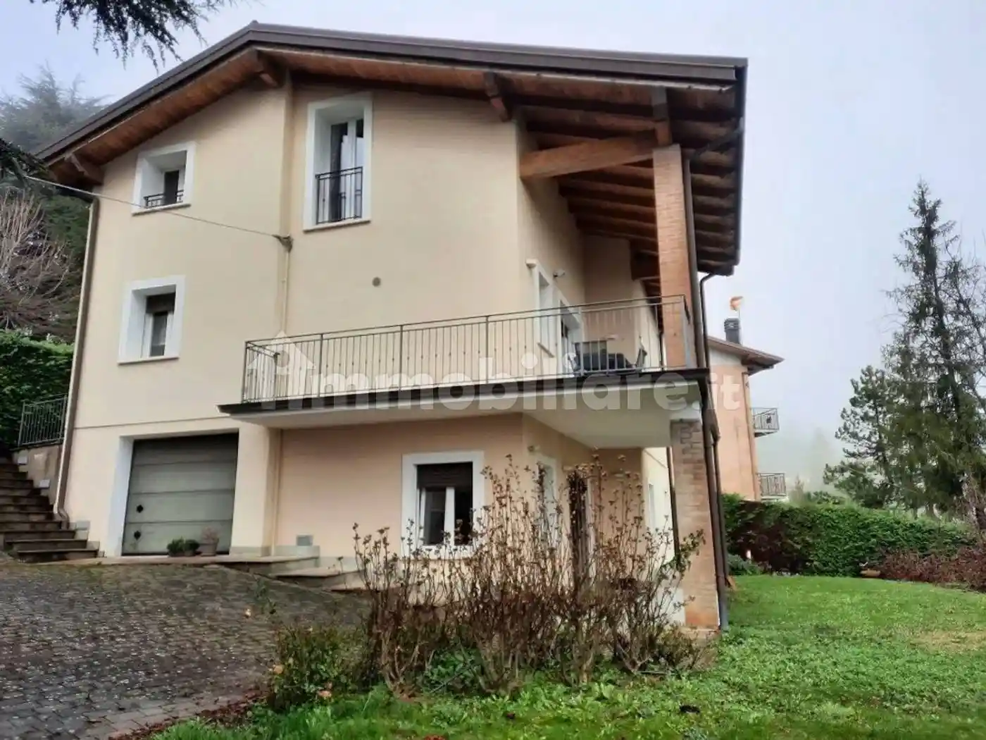 Villa in vendita a Serramazzoni