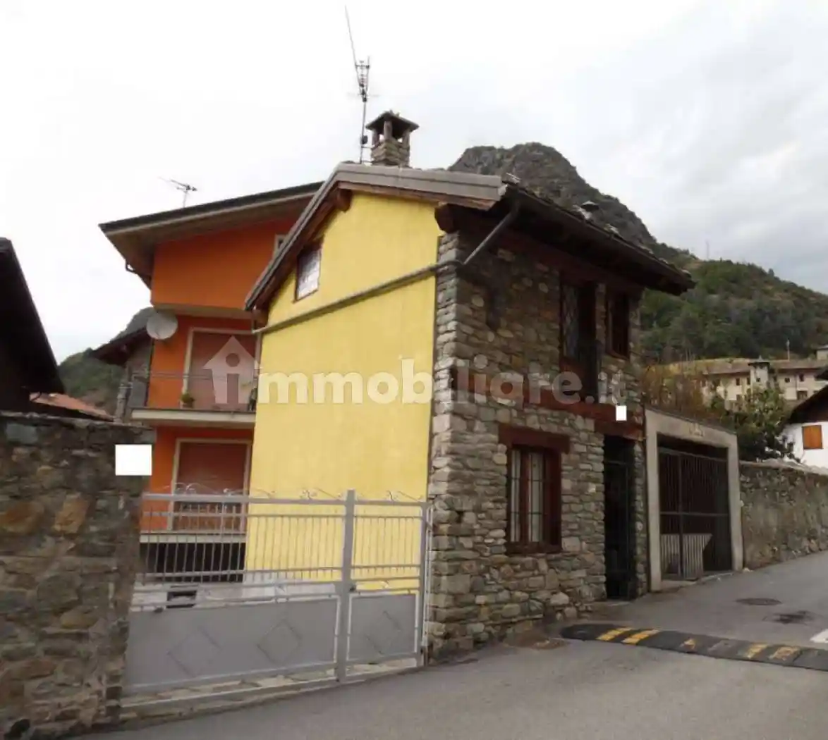 Casa indipendente in vendita a Verrès