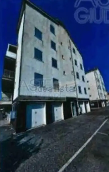 Appartamento in asta a Campi Bisenzio