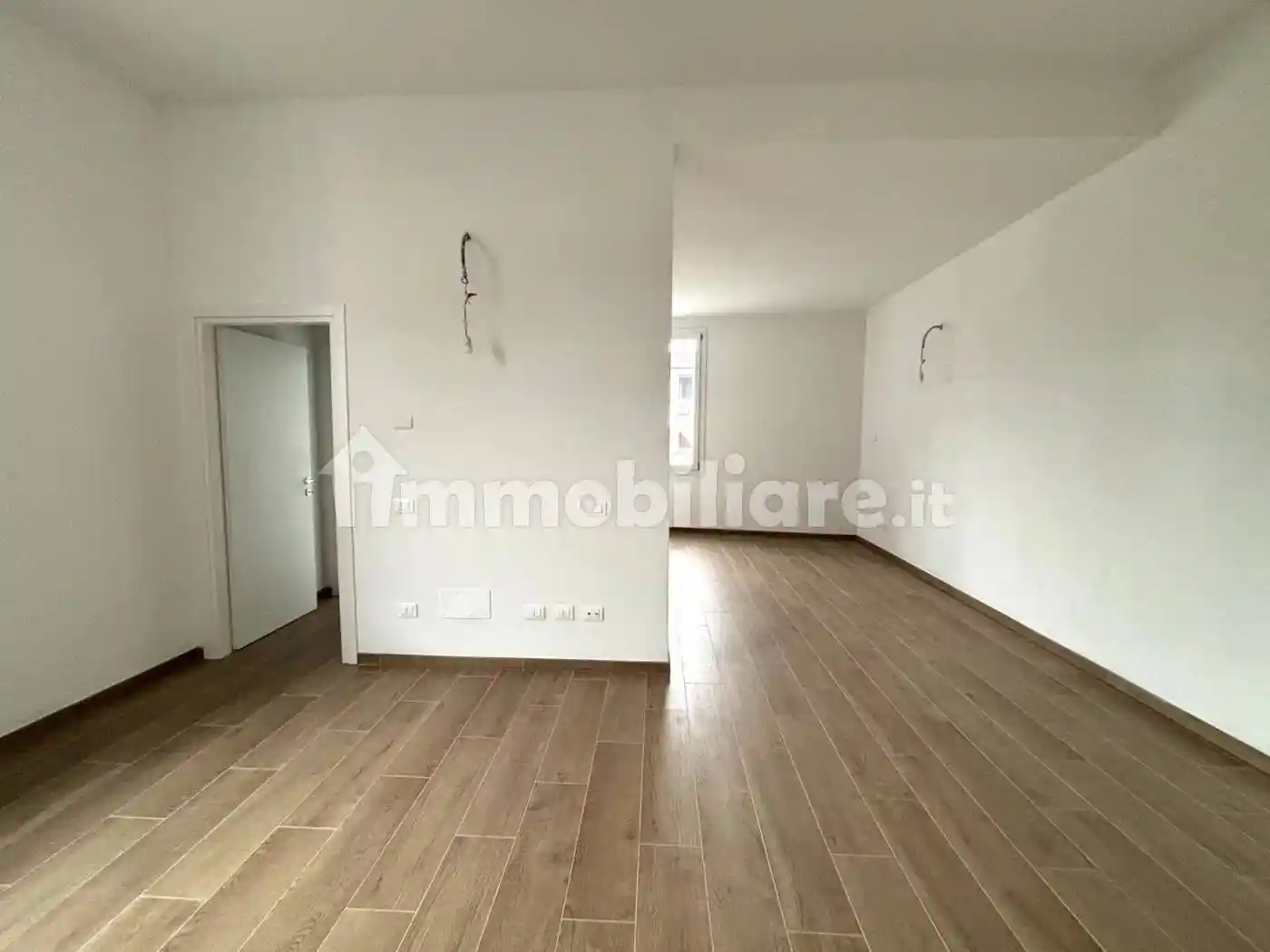 Trilocale nuovo, primo piano, Dosso del Corso - Chiesanuova, Mantova - foto 2