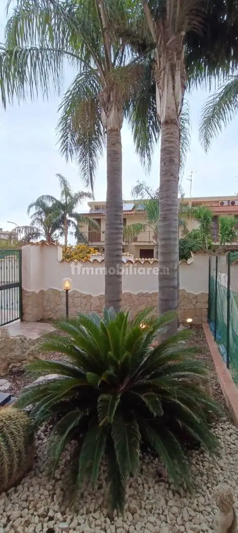 Villa a schiera via Enrico Peralta, Centro, Cinisi - foto 4