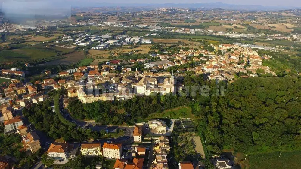 Appartamento via Loretana, Centro, Camerano - foto 3