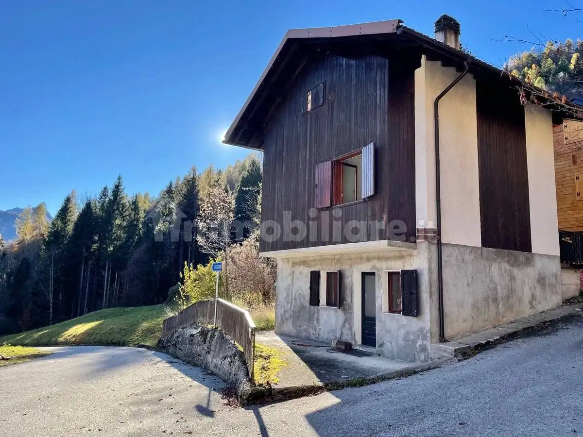 Rustico - Casale in vendita a Rivamonte Agordino