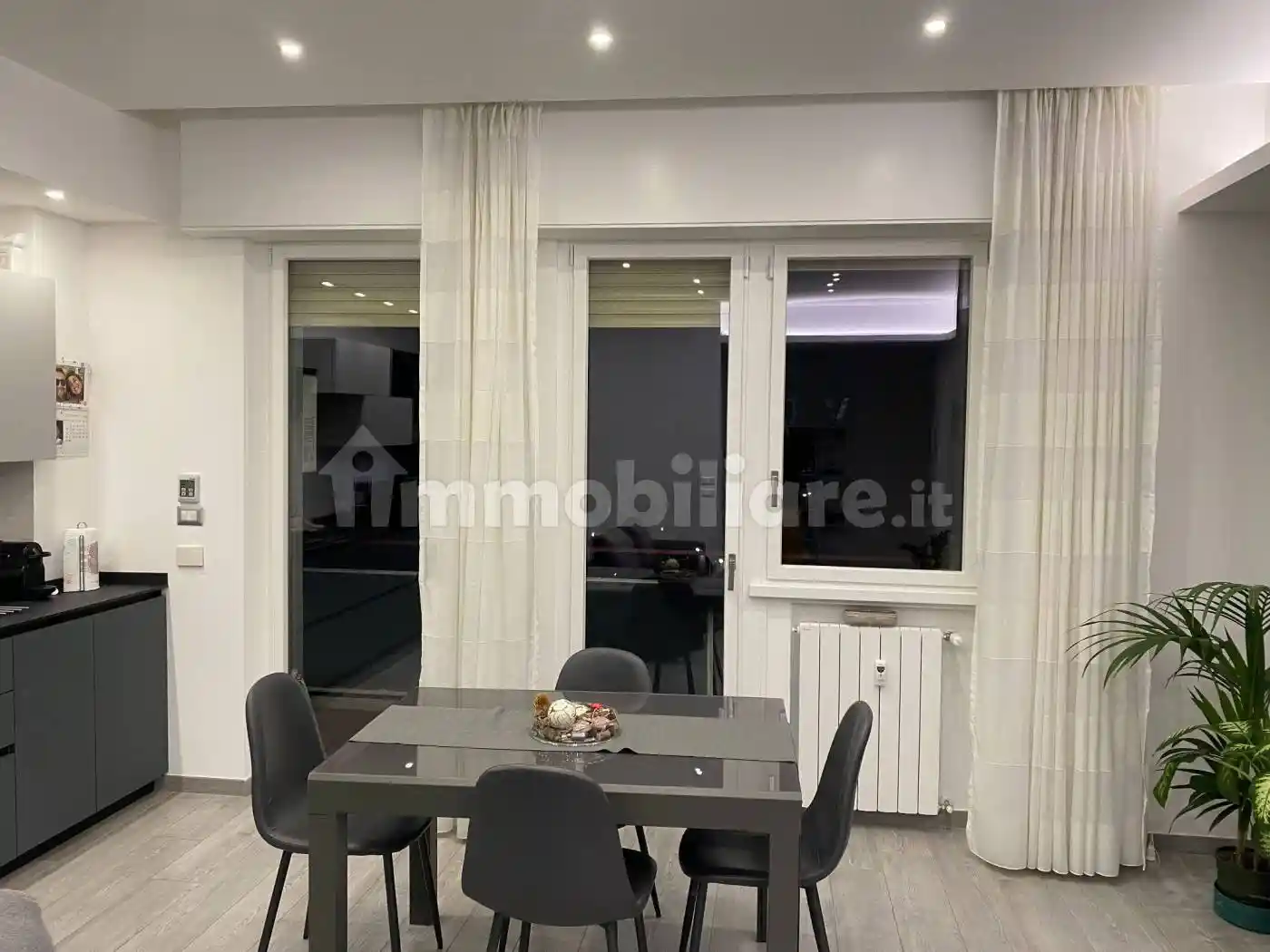 Trilocale via Marco Valerio Corvo 166, Appio Claudio - Statuario, Roma - foto 3