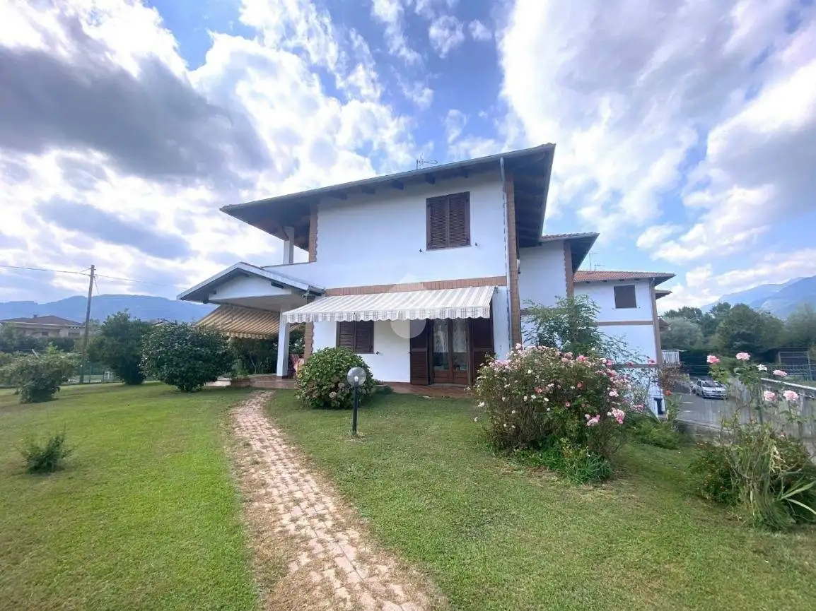 Villetta a schiera in vendita a Montalto Dora