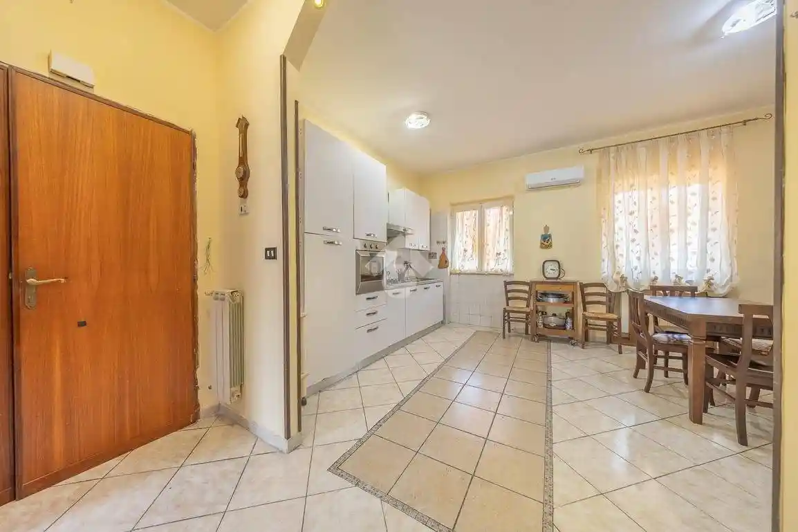 Trilocale via Guardavalle 1, Morena, Roma - foto 2