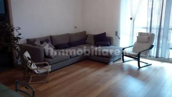 Appartamento in affitto a Opera