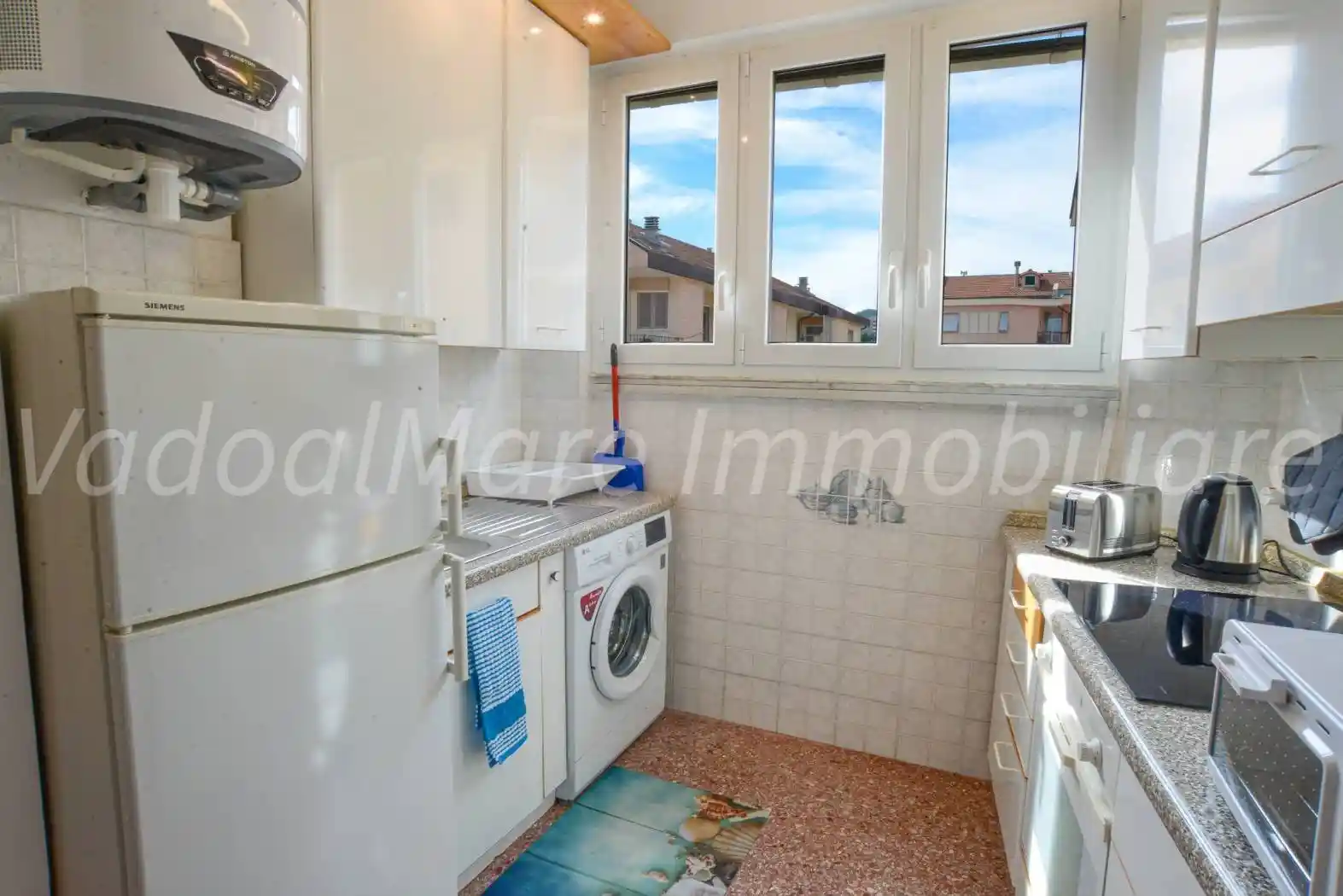 Bilocale via Carissimo e Crotti 3, Oltreletimbro, Santa Rita, Savona - foto 3