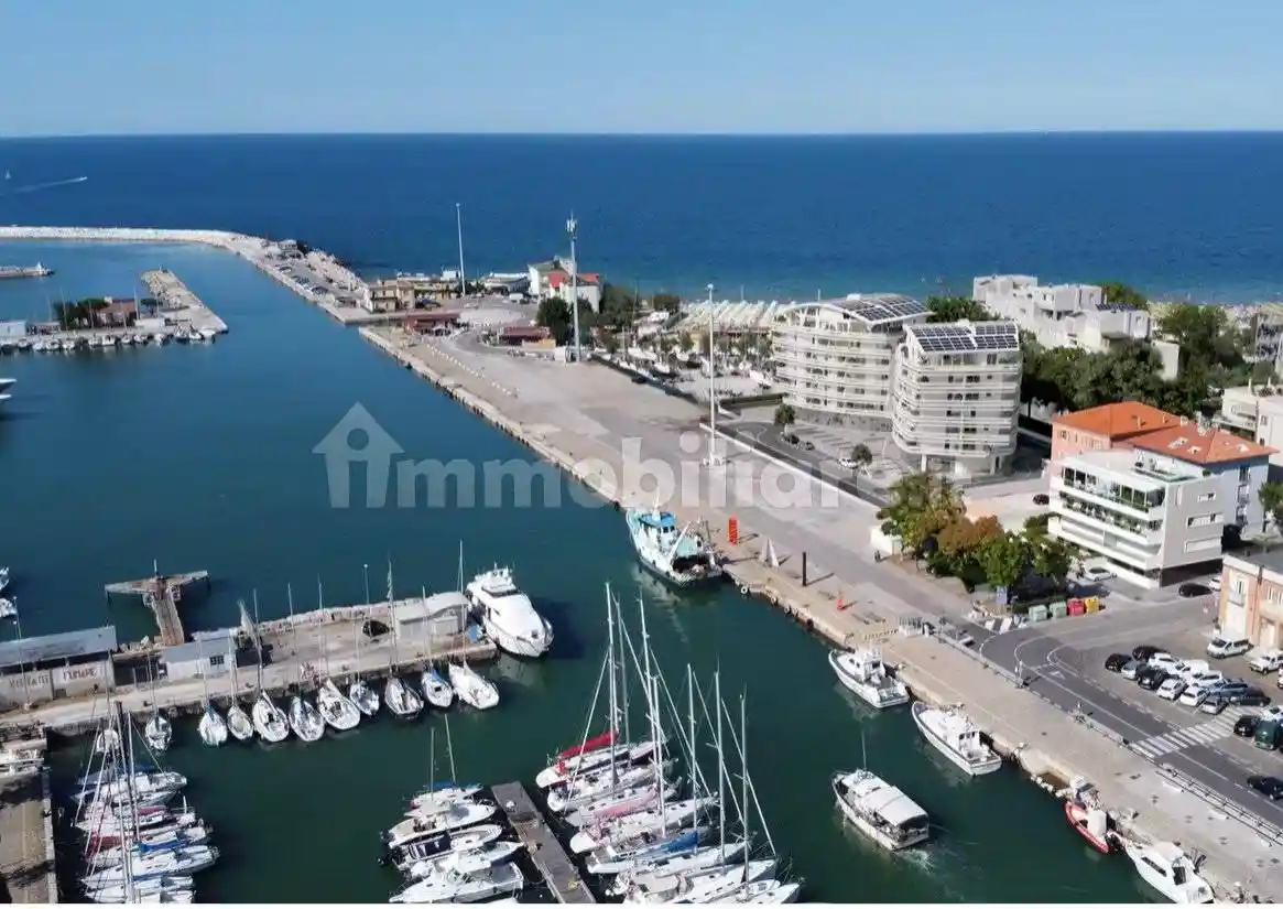 Quadrilocale Calata Caio Duilio, Porto, Pesaro - foto 2