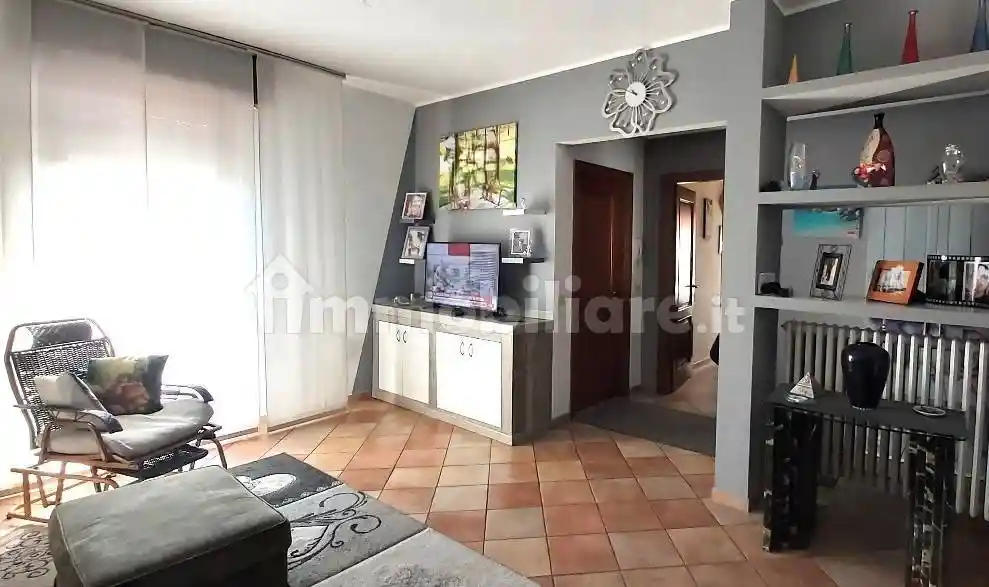 Appartamento in vendita a Limbiate