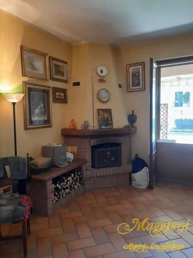 Villa unifamiliare, buono stato, 210 m², Basilicanova, Montechiarugolo - foto 2