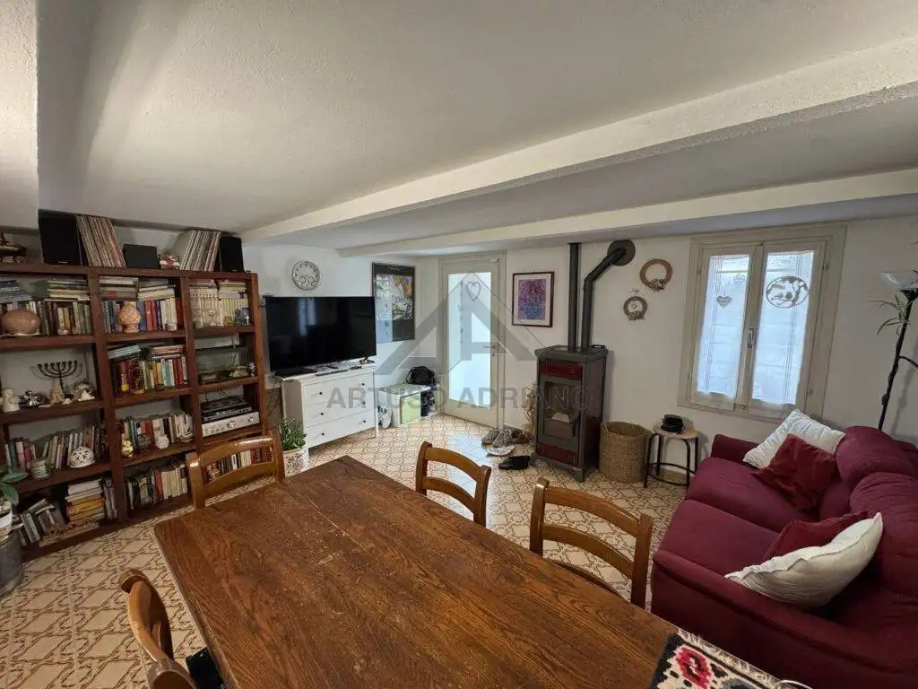 Casa indipendente in vendita a Fonte