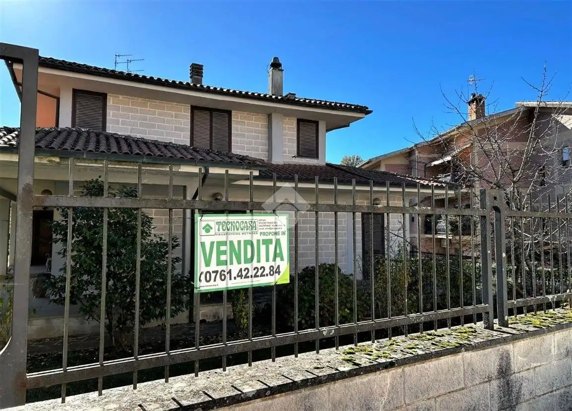 Villa bifamiliare via del Carmine 14, Centro, Acquapendente - foto 2