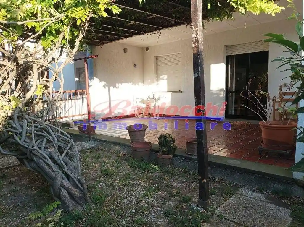 Villa a schiera 5 locali, buono stato, Vallato - San Lazzaro, Fano - foto 2