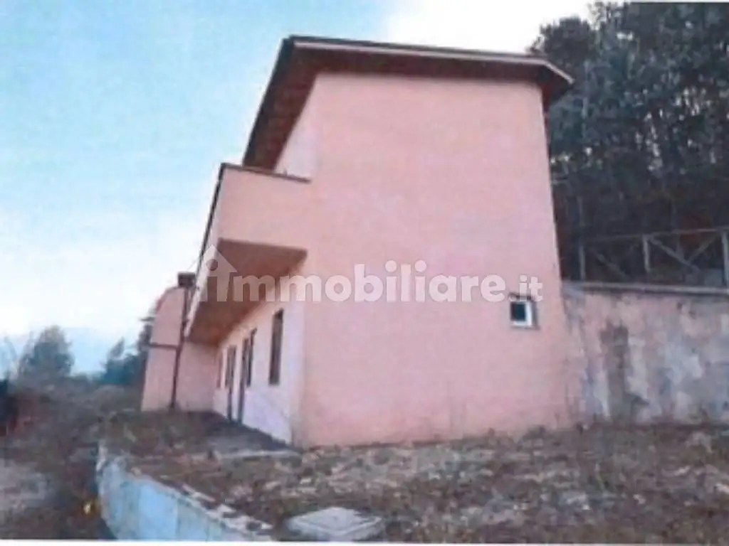 Villetta a schiera in asta a Cerreto di Spoleto