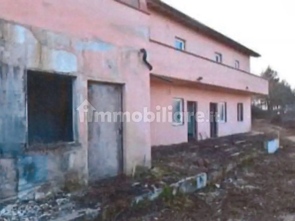 Villetta a schiera all'asta via Vittime del Terrorismo, Cerreto di Spoleto - foto 2