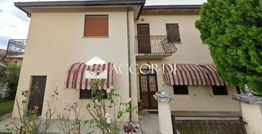 Villa in vendita a Santa Lucia di Piave